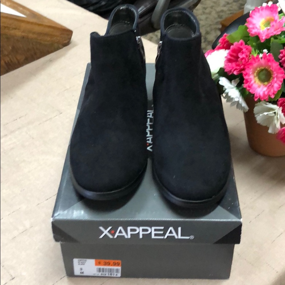 XAPPEAL ANKLE BOOTS